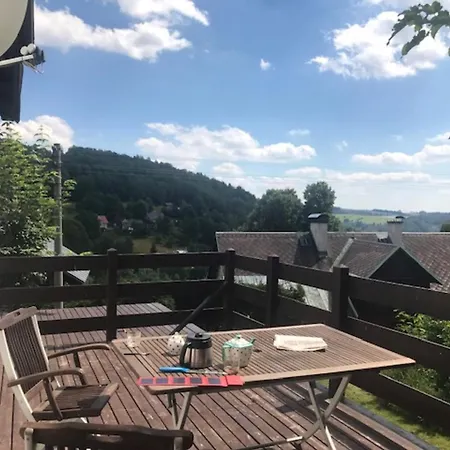 Hnyk Semesterbostad *